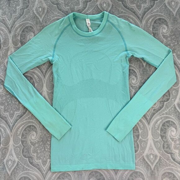 Womens Lululemon Run: Swiftly Tech Long Sleeve - Picture 2 of 5